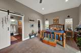 1810 Timber Lakes Dr - Photo 22