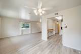 2203 Carriage Ln - Photo 3