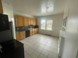 300 Larkin Ln - Photo 18