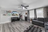 955 Flonette Ave - Photo 9