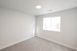 1467 Skyline Dr - Photo 11
