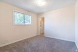 1668 Kiesel Ave - Photo 5