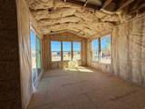 2928 Kingbird Dr - Photo 4