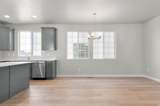 1043 Sparrow Way - Photo 8