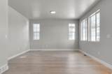 1043 Sparrow Way - Photo 9