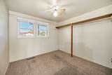 576 Douglas Dr - Photo 15