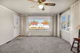 576 Douglas Dr - Photo 4