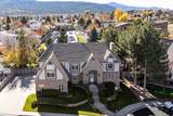 672 St James Pl - Photo 86