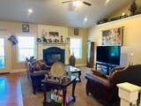 1211 Grandview Dr - Photo 4