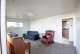 1425 Carlos Dr - Photo 4
