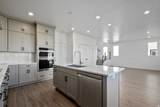 912 Bellshill Dr - Photo 3
