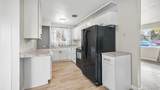 359 8400 - Photo 12