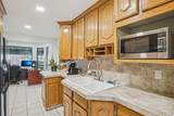 11743 700 - Photo 11