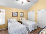 1004 Uri Ln - Photo 15