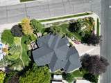 1076 Mountain Orchard Dr - Photo 32