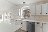 371 Cynthia Way - Photo 14