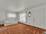 43 Wilson Ave - Photo 3