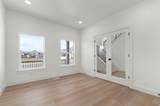 2237 Parkside Cir - Photo 4