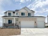 1524 Lukas Ln - Photo 1