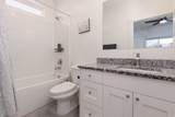 374 230 - Photo 24
