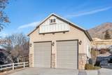 1052 Cove Dr - Photo 5
