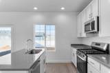 974 Peregrine Dr - Photo 12