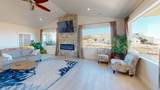 1095 Canyon Dr - Photo 2