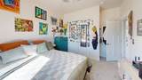 1095 Canyon Dr - Photo 18