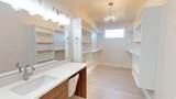 1095 Canyon Dr - Photo 24
