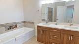 1095 Canyon Dr - Photo 26