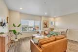 994 Sapphire Peak Dr - Photo 4