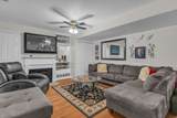1674 Hickory Ln - Photo 5