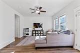 1540 Primrose Ln - Photo 4