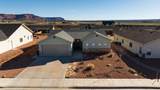 1603 Creekside Dr - Photo 2