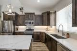 453 300 - Photo 11