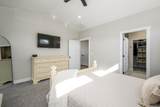 453 300 - Photo 18