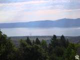 1041 Lakeview Dr - Photo 5