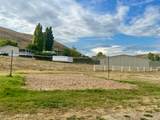 3075 Spoke Way - Photo 17