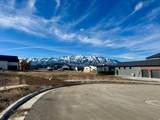 3049 Summit Cir - Photo 11