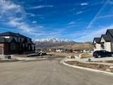 3049 Summit Cir - Photo 3