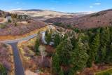 7092 Canyon Dr - Photo 6