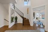 1876 Oakwood Cir - Photo 3