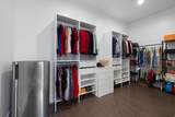 1876 Oakwood Cir - Photo 33