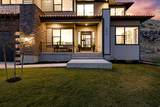 1876 Oakwood Cir - Photo 80