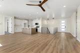 1862 Chapman Dr - Photo 4
