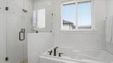 465 275 - Photo 16
