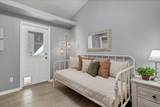 2990 Riverside Dr - Photo 14