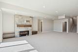 1021 Vissen Way - Photo 16