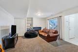 1676 Hickory Ln - Photo 8
