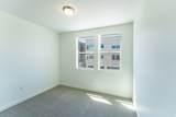 718 W Blue Magic Ln - Photo 10